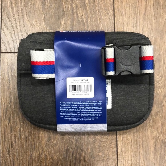 NWT Champion Adjustable Multi Purpose Belt Bag - Picture 3 of 4